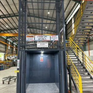 Golden United Global Goods Hoist 2