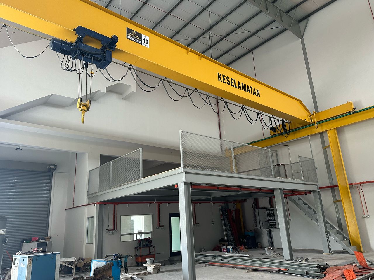 Golden United Global Overhead Crane 31